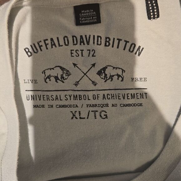 Man's t shirtThat is extra large, great condition - Picture 3 of 4